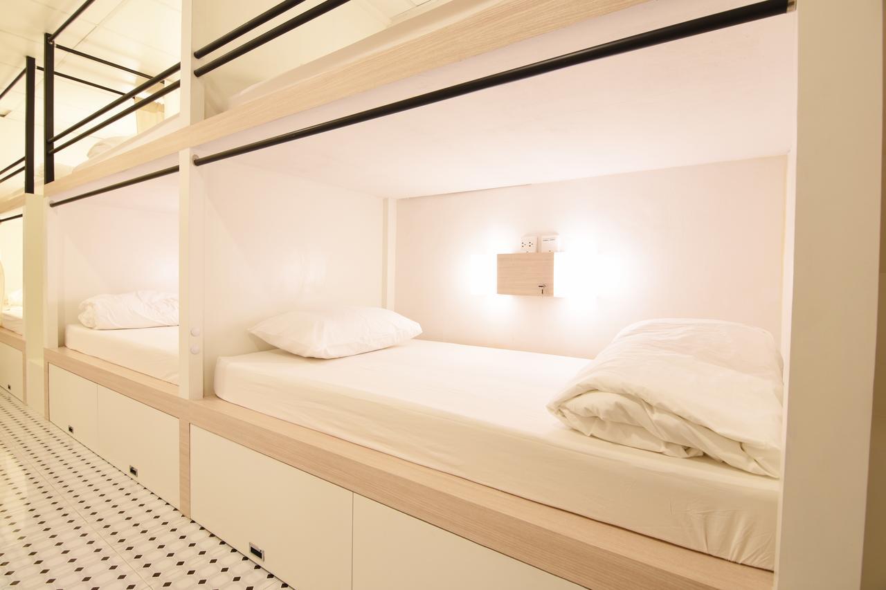 בנגקוק Yellow Mango Hostel מראה חיצוני תמונה